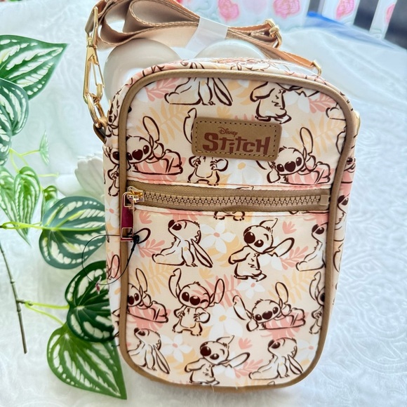 Disney Stitch 2-Piece Gift Set Crossbody Bag + Tech Pouch NWT - Picture 6 of 10